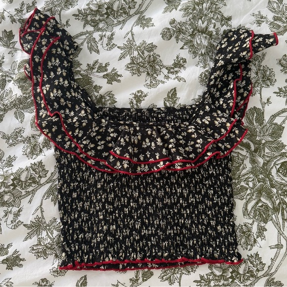 LIKELY Revolve Women’s Harlow Floral Off-the-Shoulder Athena Smocked Crop Top SM - Picture 8 of 9